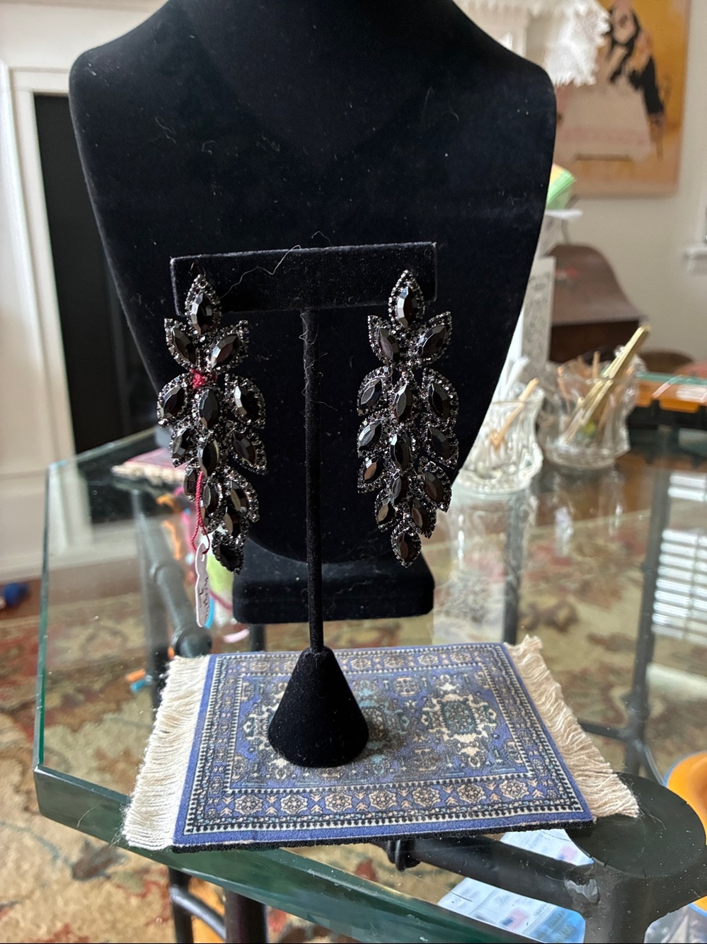 Black Crystal Leaf Drop Earrings - Women Jewelry